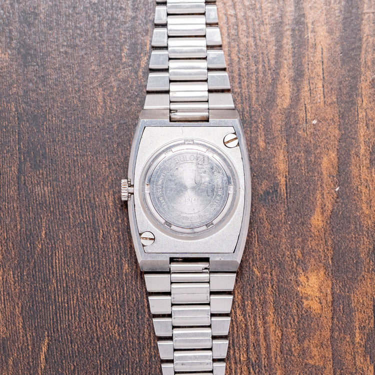 1976 Bulova Accutron Blue Dial on Bracelet 7866 32mm