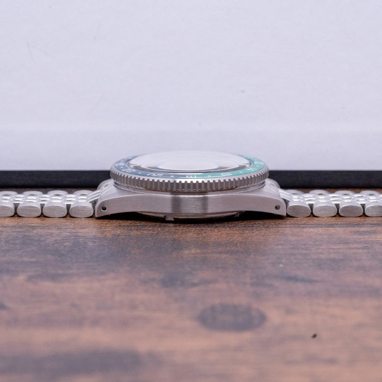 2023 Baltic Aquascaphe GMT Green Automatic 39mm