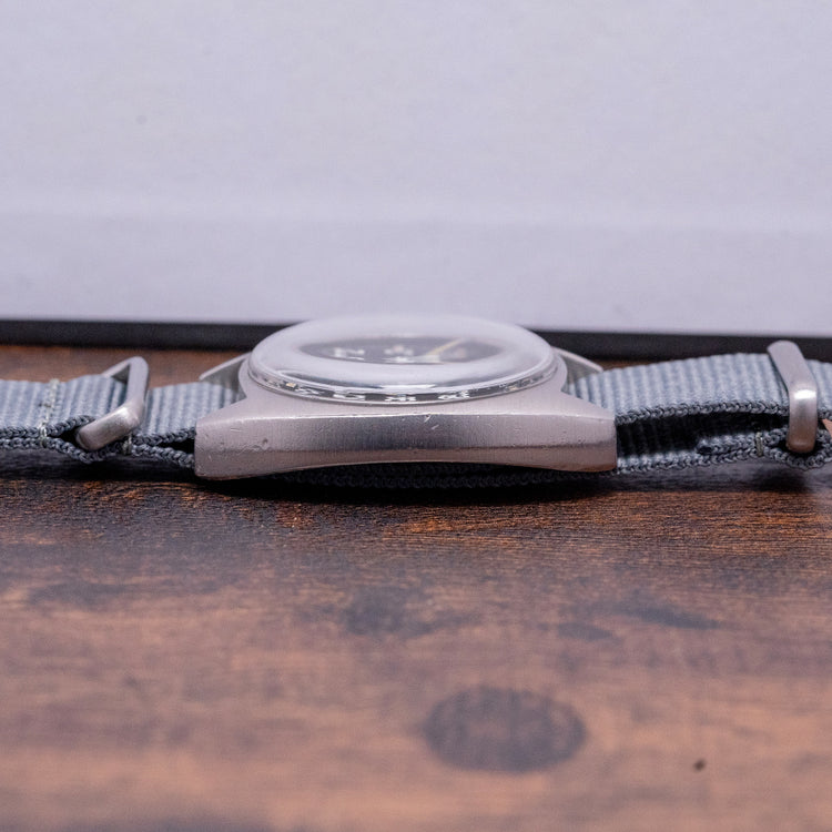 "1975" CWC W10 Military / Hamilton Case 35mm