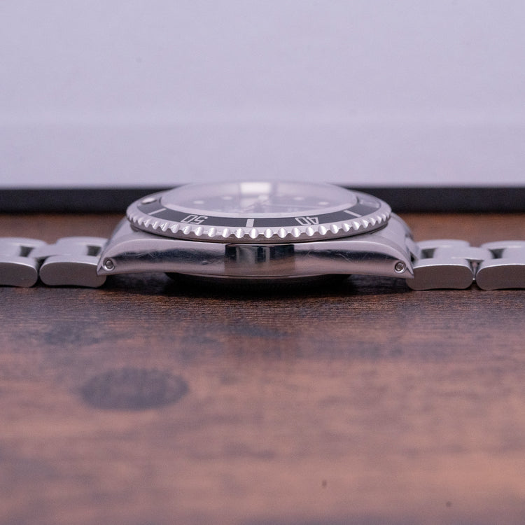 1994 Rolex Submariner No-Date 14060 Box & Papers