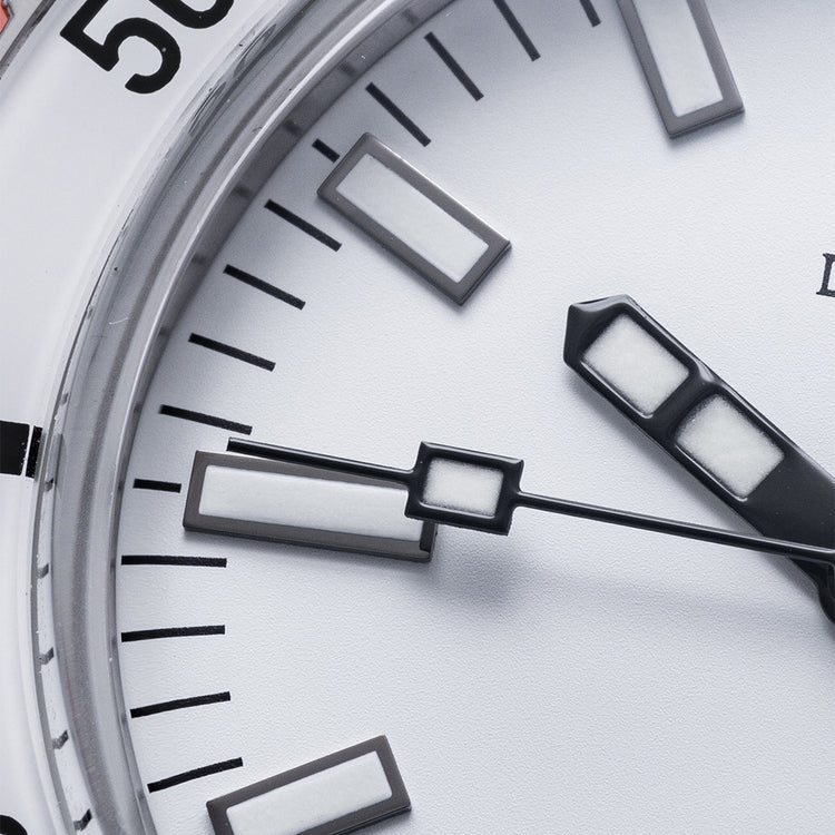 2021 Doxa Sub 200 White Pearl 42mm 799.10.011.23