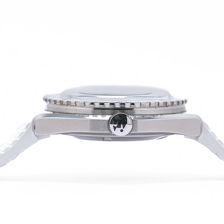 2021 Doxa Sub 200 White Pearl 42mm 799.10.011.23