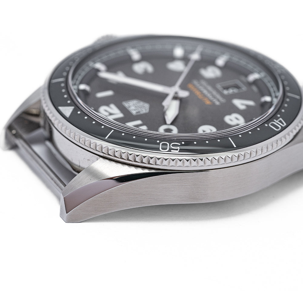 TAG Heuer orologio Autavia 42mm Calibre 5 COSC ceramica nera automatico acciaio WBE5114.EB0173 TAG Heuer orologio Autavia 42mm Calibre 5 COSC ceramica nera automatico acciaio WBE5114.EB0173