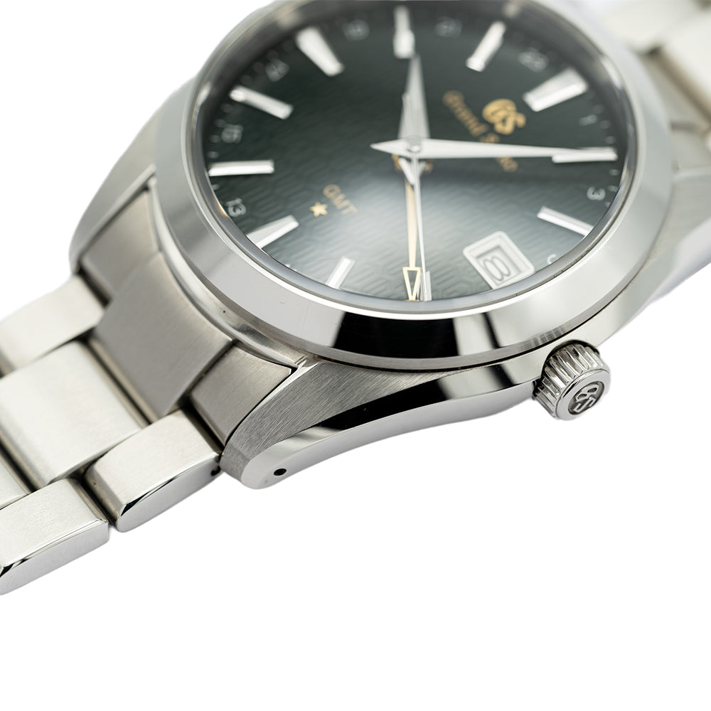 2019 Grand Seiko Sports Limited Edition SBGN007 Green