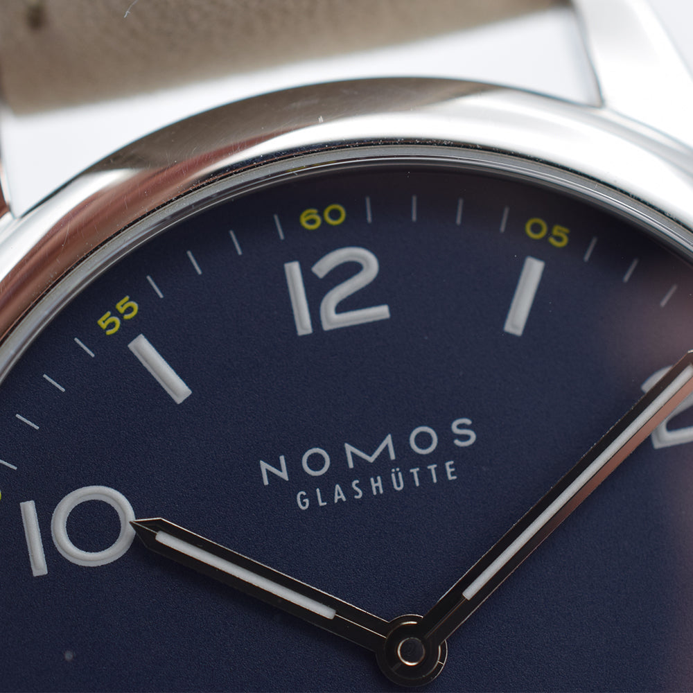 Nomos timeless club online ii