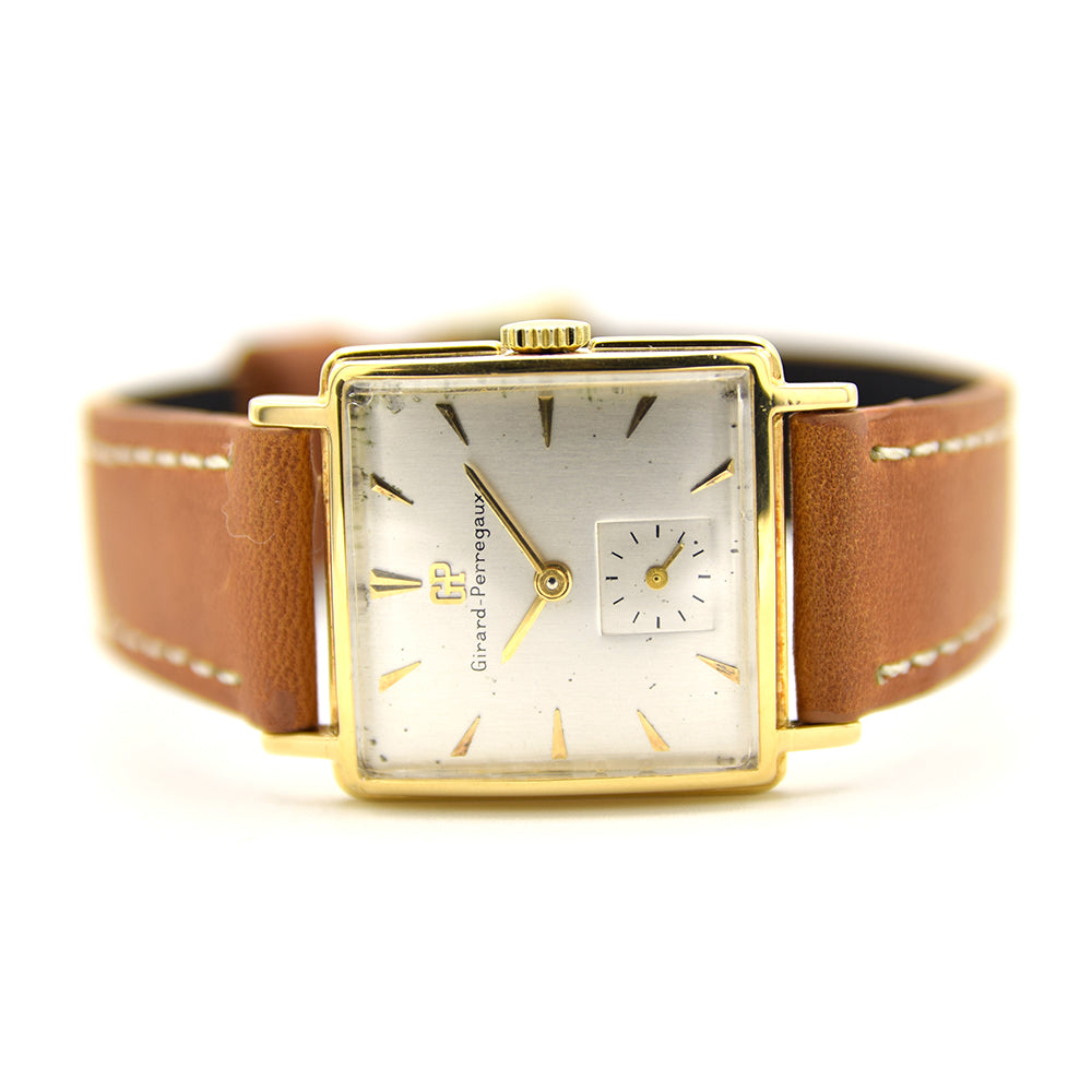 1945 Girard Perregaux 18ct Yellow Gold Square Case