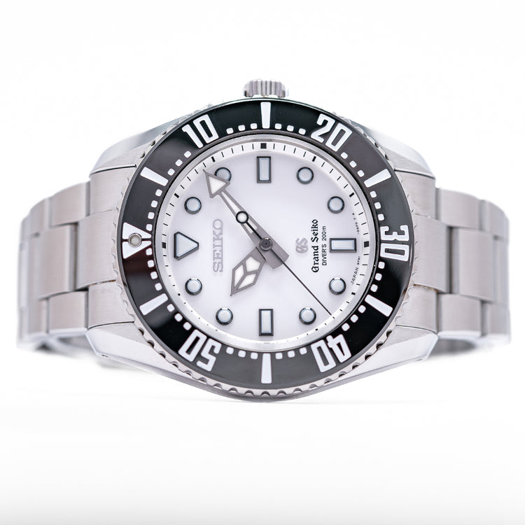 2017 Grand Seiko Quartz Diver SBGX115 on Bracelet