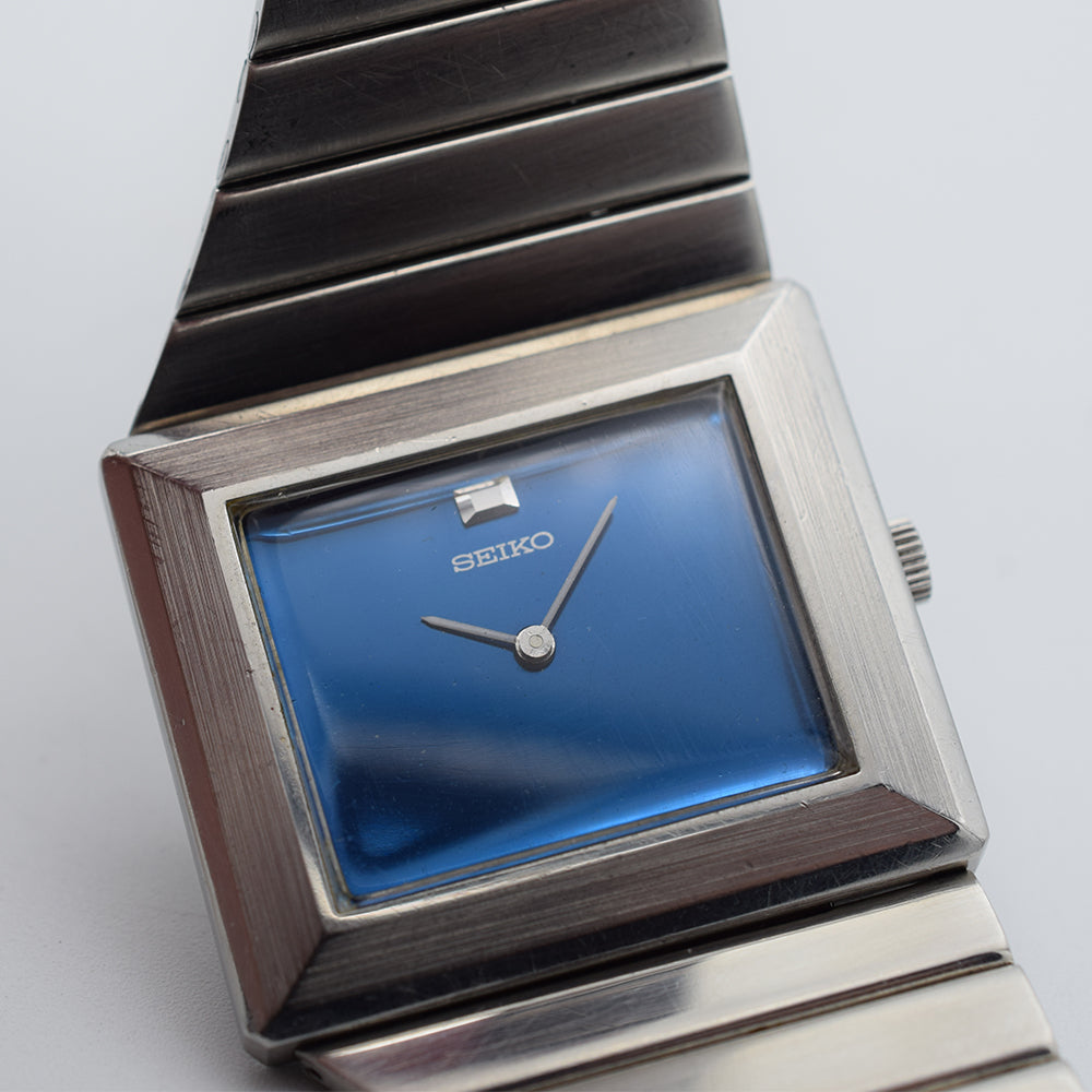 Rare 1975 Seiko Asymmetrical Blue 11-4230