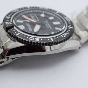 2012 Seiko Automatic Diver SKZ325 on Bracelet