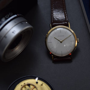 1960 9ct Gold Juvenia Dress Watch with Box KibbleWatches