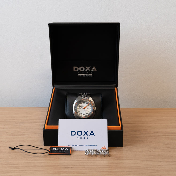 2019 Doxa SUB 300T Searambler 50th Anniversary 879.10.021.10