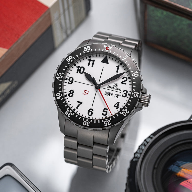 2020 Damasko DK11 Si Automatic with Bracelet & Strap Lume Dial