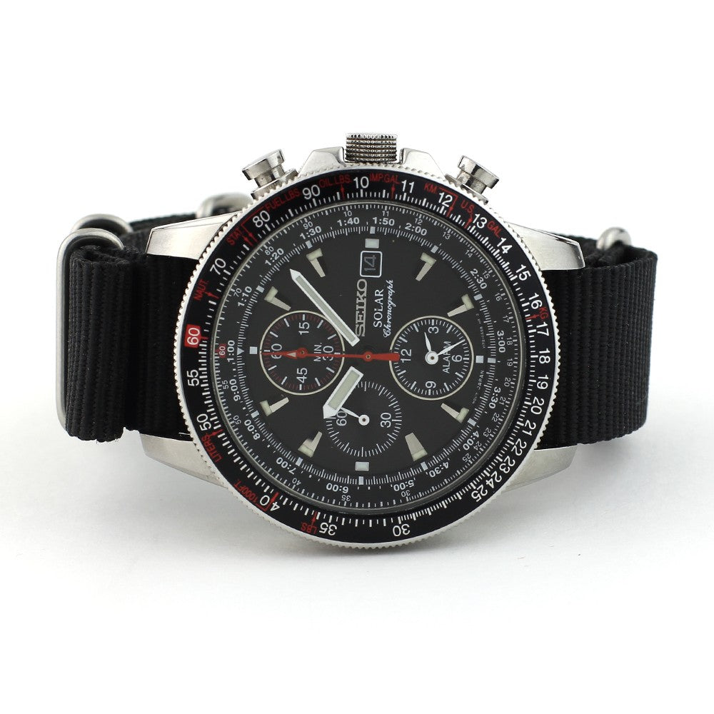 Solar on sale pilot watch