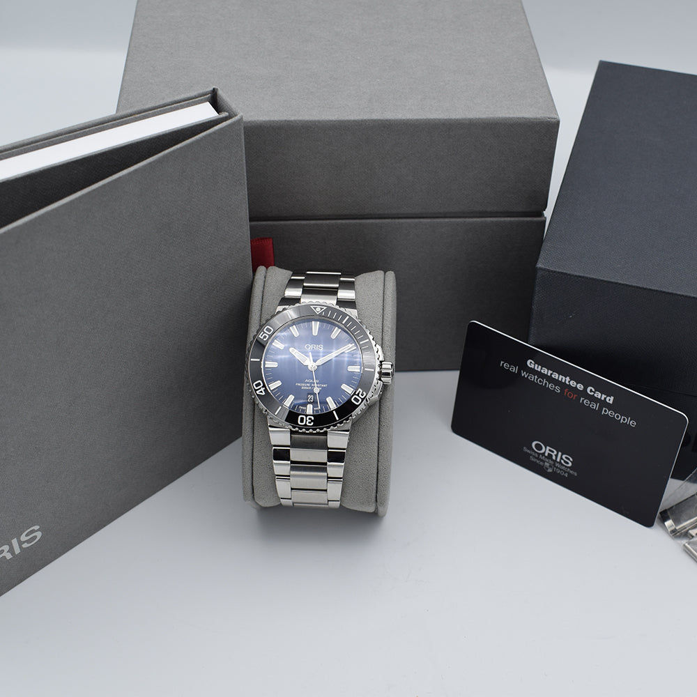 Oris Aquis Date Blue